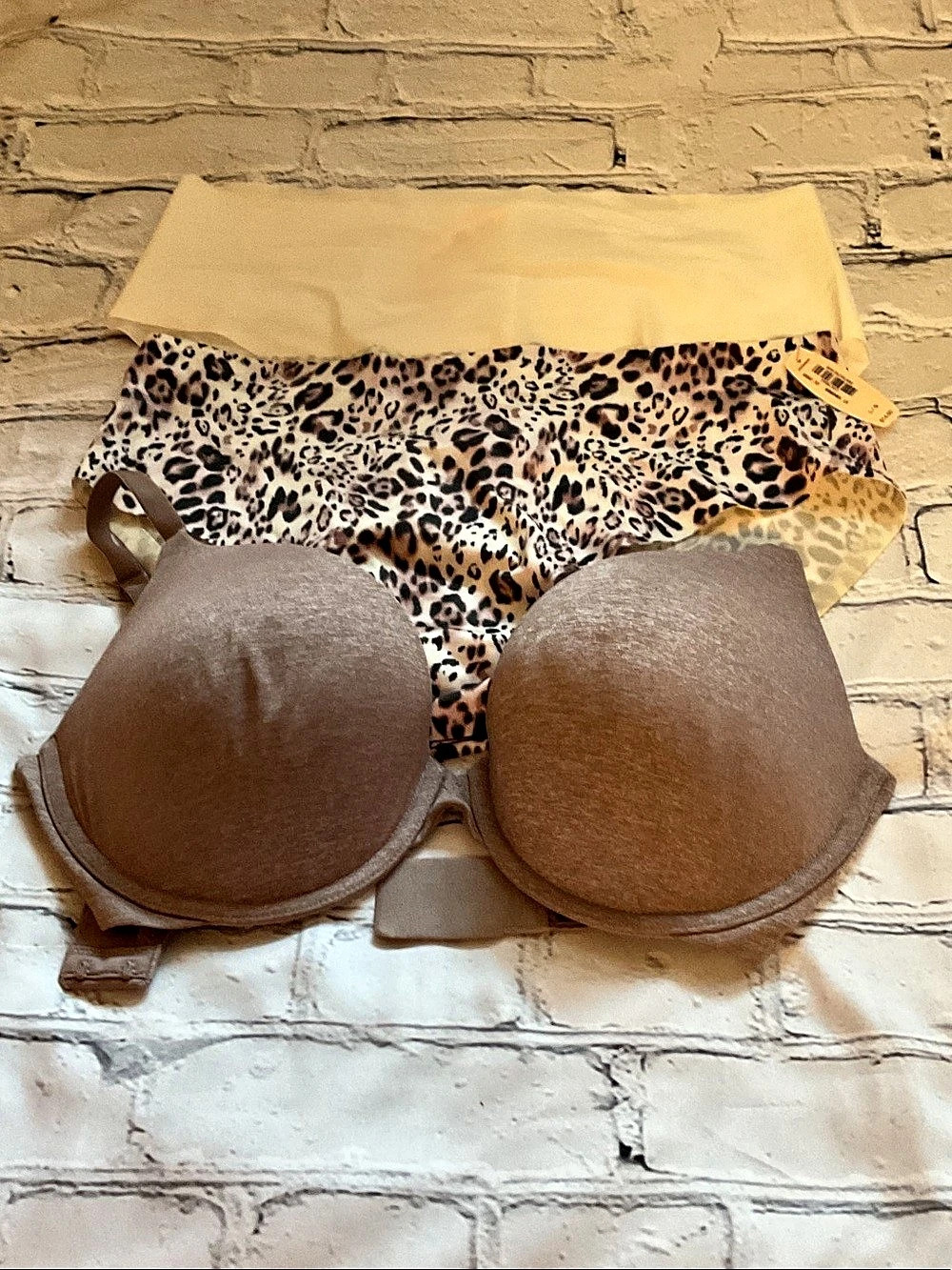 NWT - Victoria's Secret Mixed Package - 2 Pair of Underwear and 1 Push-up Bra